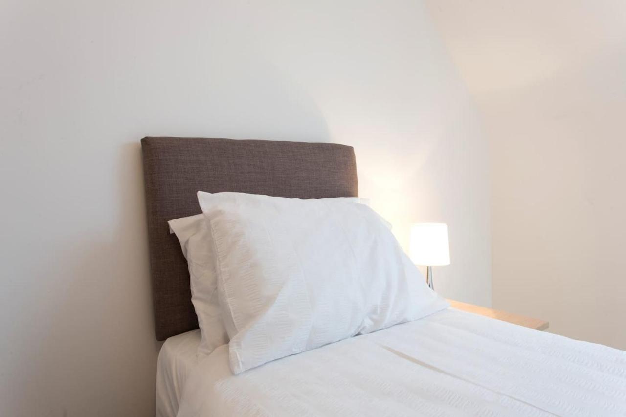 Remarkable 2-Bed Apartment In Culross Eksteriør bilde